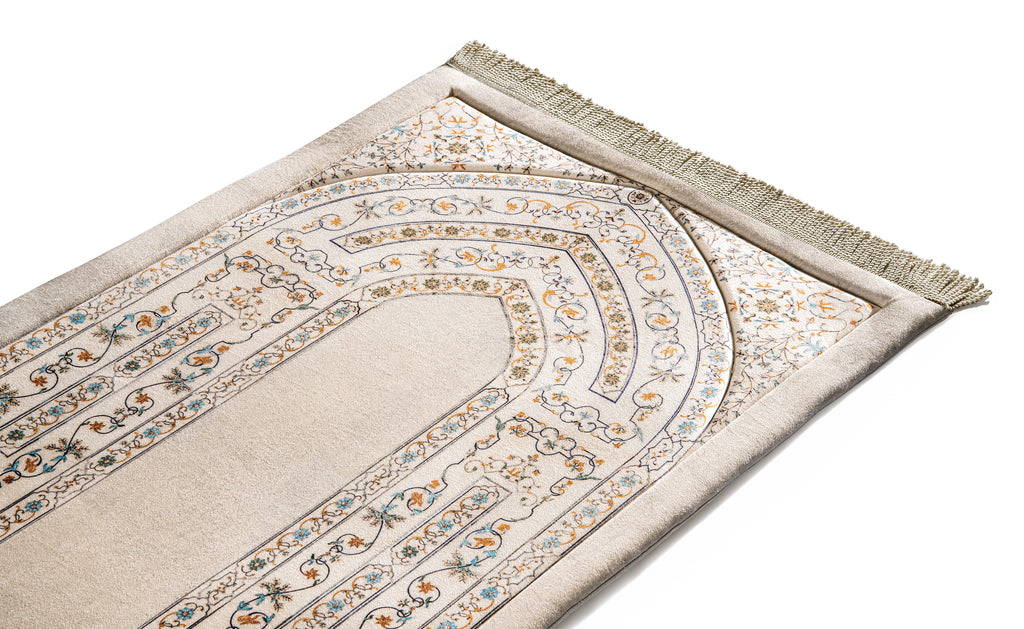 Antique Indian Arch Premium Prayer Mat | urban rugs co