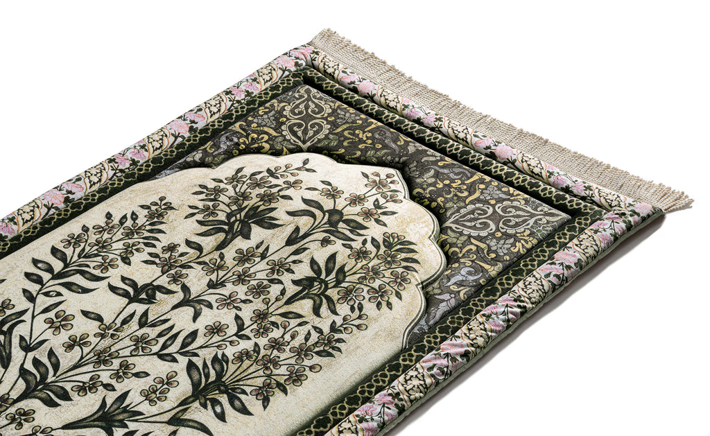 Antique Royal Floral foam prayer mat- Urban Rugs co